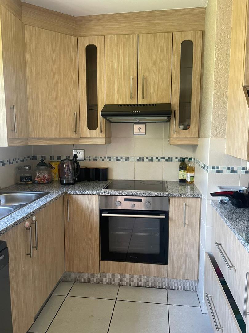 To Let 2 Bedroom Property for Rent in Bassonia Gauteng