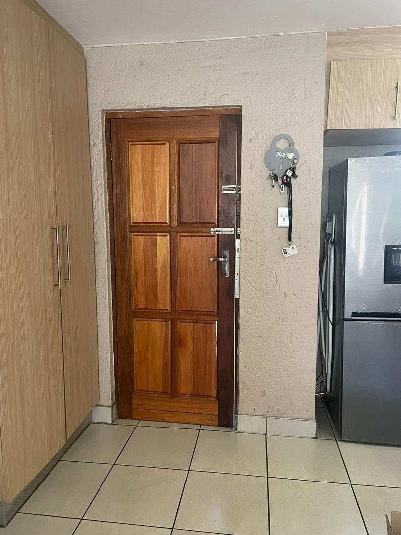 To Let 2 Bedroom Property for Rent in Bassonia Gauteng