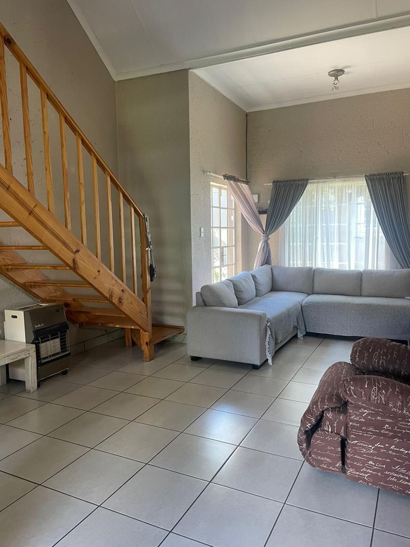 To Let 2 Bedroom Property for Rent in Bassonia Gauteng