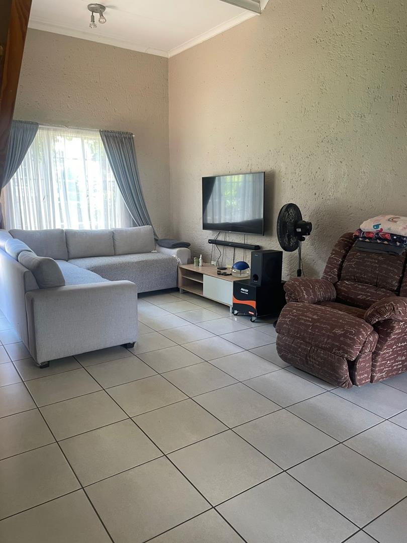 To Let 2 Bedroom Property for Rent in Bassonia Gauteng