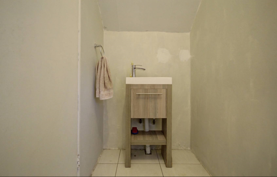 3 Bedroom Property for Sale in Brackendowns Gauteng