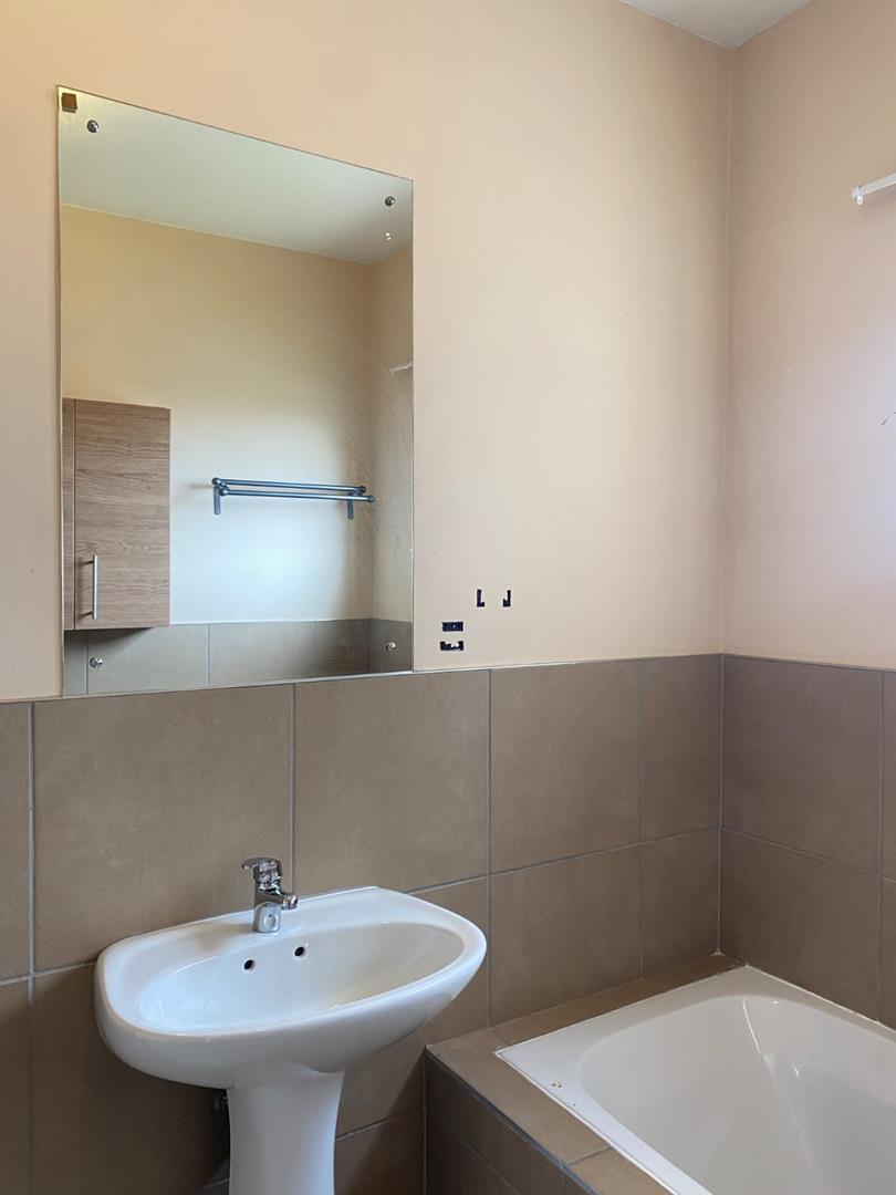 To Let 2 Bedroom Property for Rent in Sagewood Gauteng