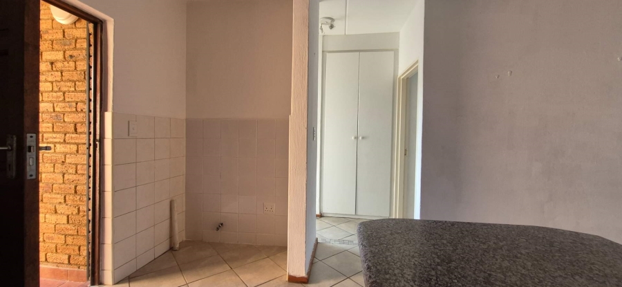 2 Bedroom Property for Sale in Honeydew Gauteng