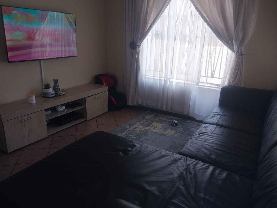 2 Bedroom Property for Sale in Mahube Valley Gauteng