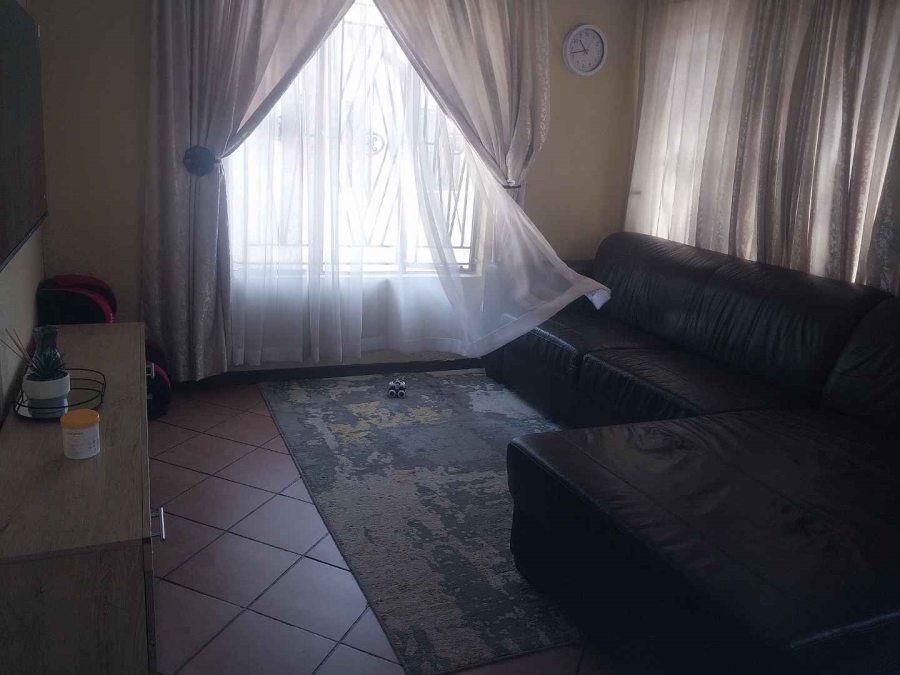 2 Bedroom Property for Sale in Mahube Valley Gauteng