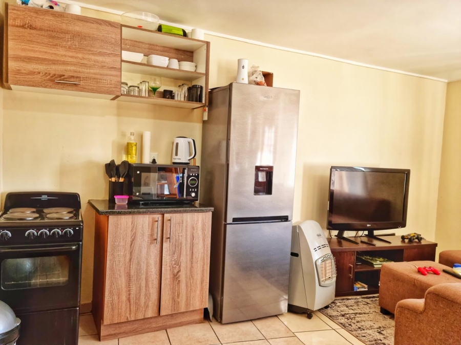 1 Bedroom Property for Sale in Braamfontein Werf Gauteng