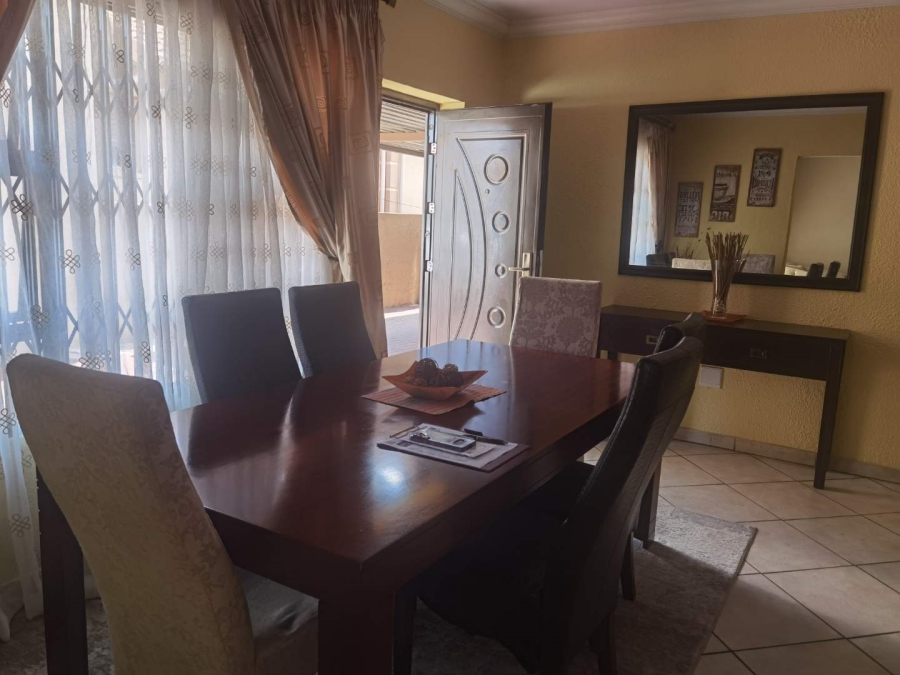 3 Bedroom Property for Sale in Birchleigh North Gauteng