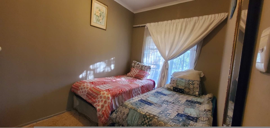 2 Bedroom Property for Sale in Willowbrook Gauteng