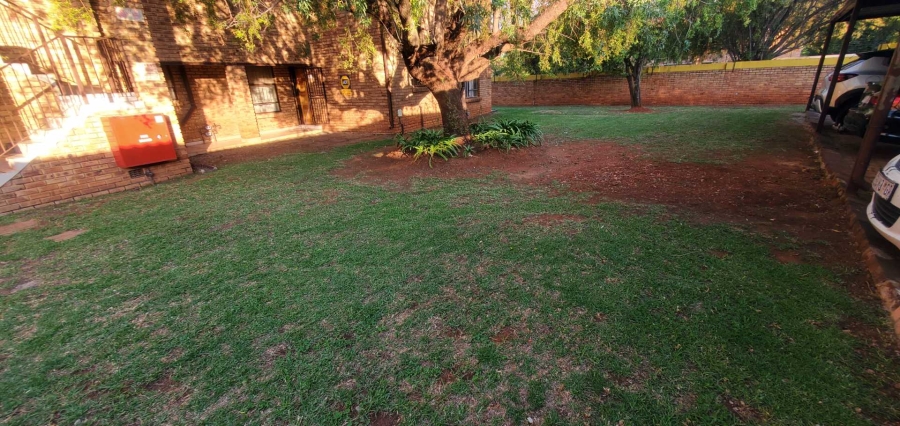 2 Bedroom Property for Sale in Willowbrook Gauteng