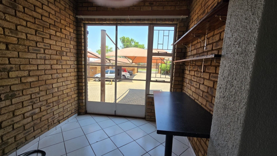 2 Bedroom Property for Sale in Florentia Gauteng