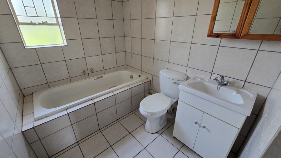 2 Bedroom Property for Sale in Florentia Gauteng