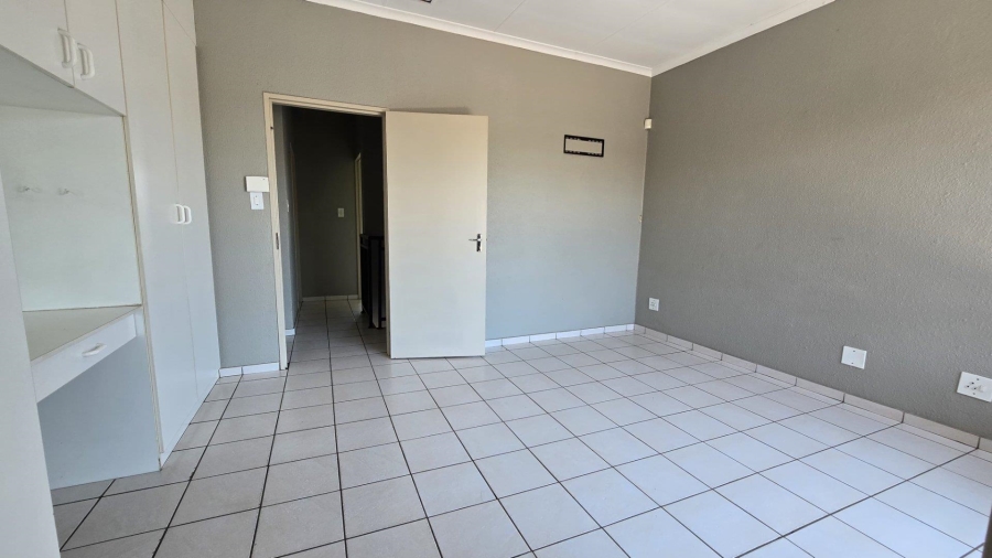 2 Bedroom Property for Sale in Florentia Gauteng