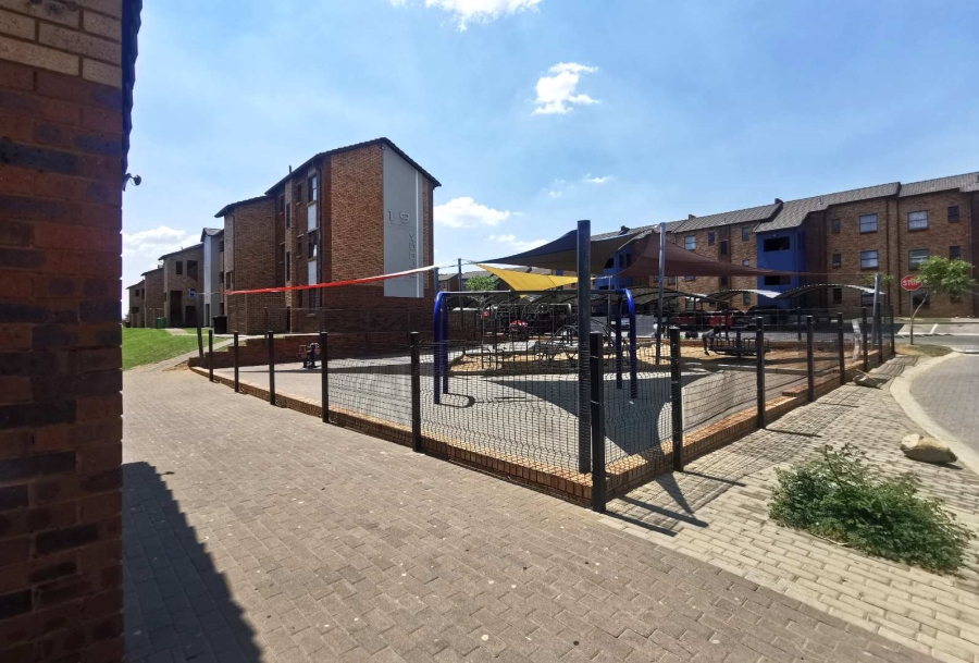 2 Bedroom Property for Sale in Alveda Park Gauteng