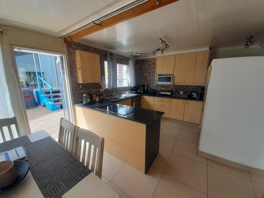 3 Bedroom Property for Sale in Suideroord Gauteng