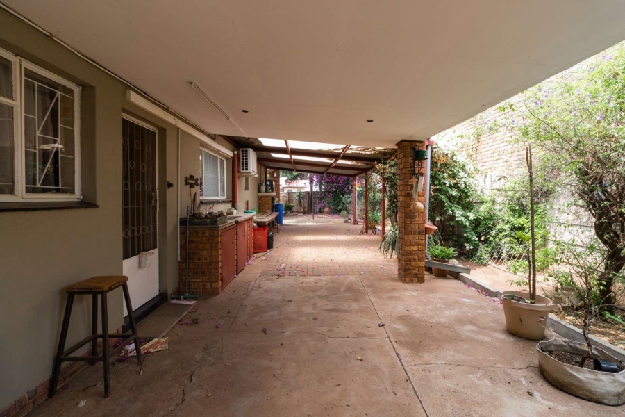 3 Bedroom Property for Sale in Mackenzie Park Gauteng