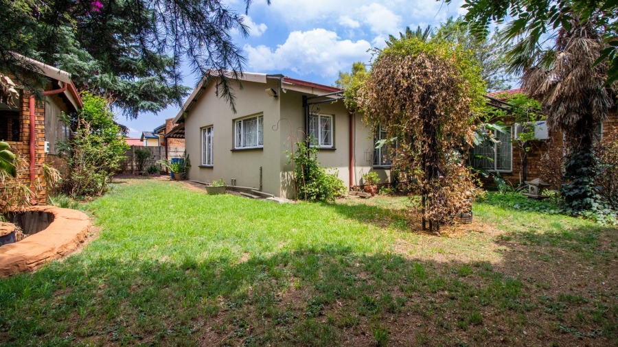 3 Bedroom Property for Sale in Mackenzie Park Gauteng