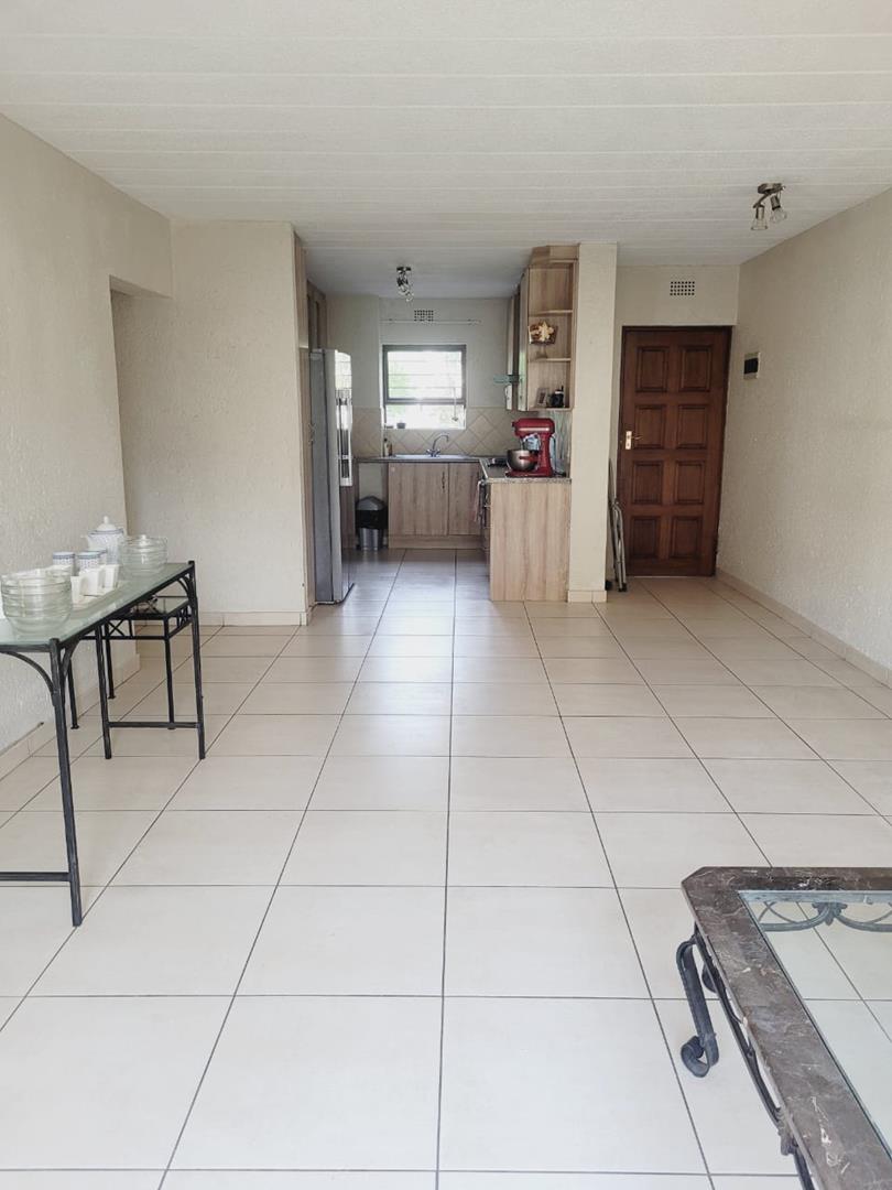 To Let 3 Bedroom Property for Rent in Morningside Gauteng