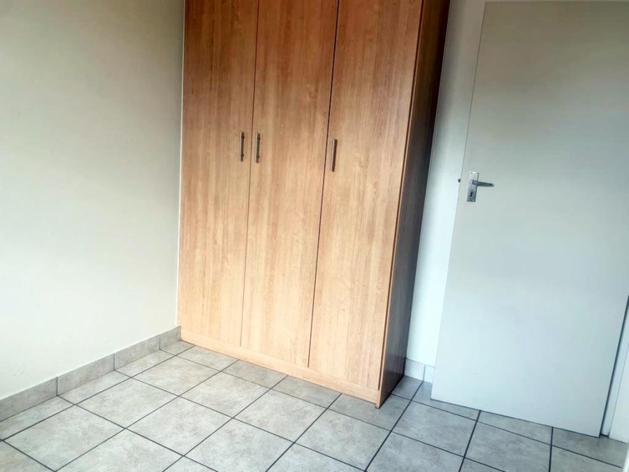 To Let 2 Bedroom Property for Rent in Olympus Gauteng