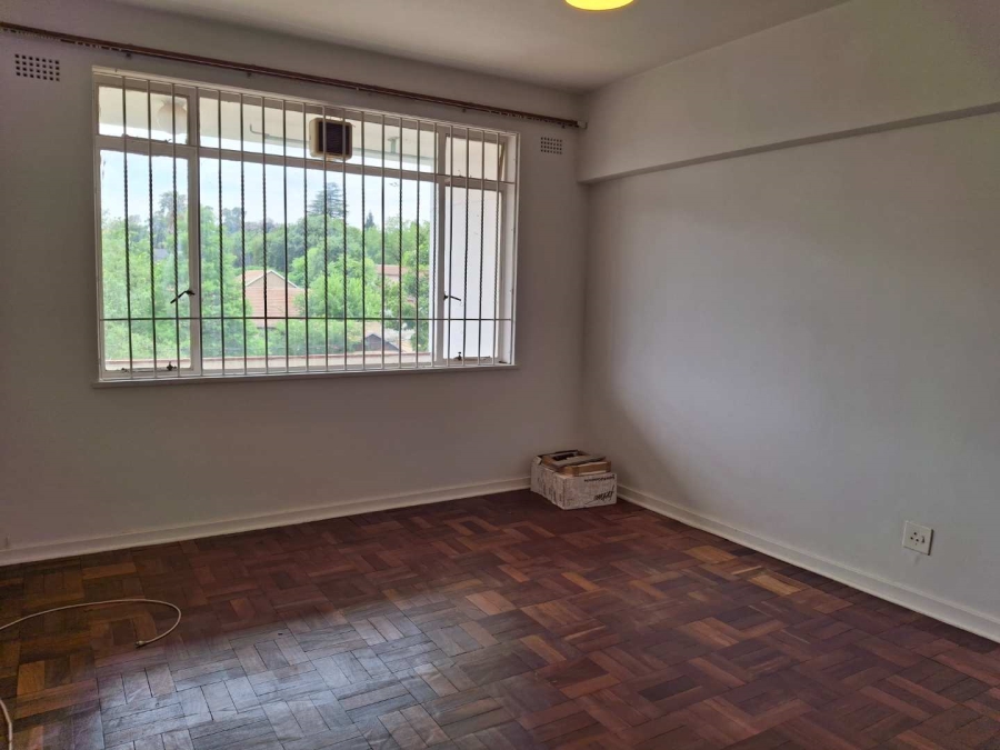 To Let 1 Bedroom Property for Rent in Waverley Gauteng