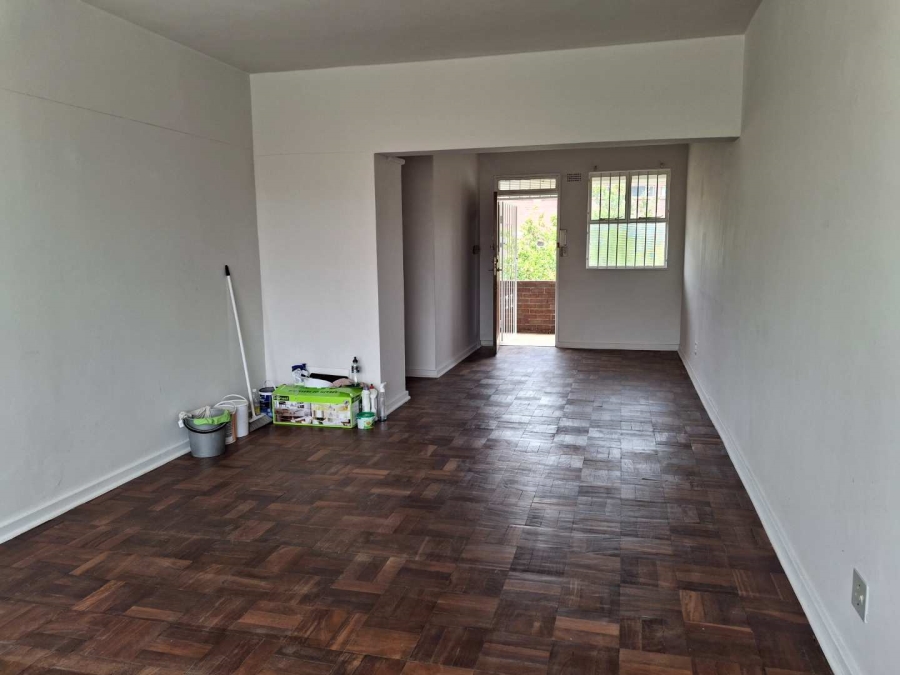 To Let 1 Bedroom Property for Rent in Waverley Gauteng