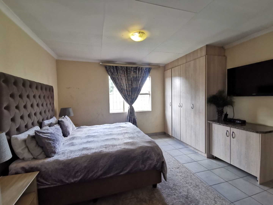 To Let 3 Bedroom Property for Rent in Leopard