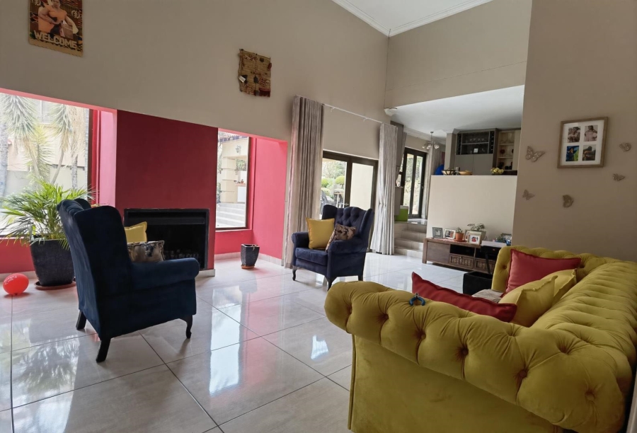 5 Bedroom Property for Sale in Blue Valley Golf Estate Gauteng