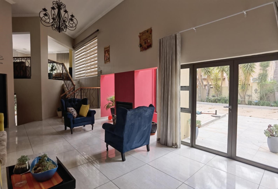 5 Bedroom Property for Sale in Blue Valley Golf Estate Gauteng