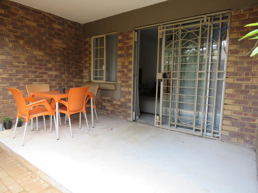 2 Bedroom Property for Sale in Eco Park Gauteng