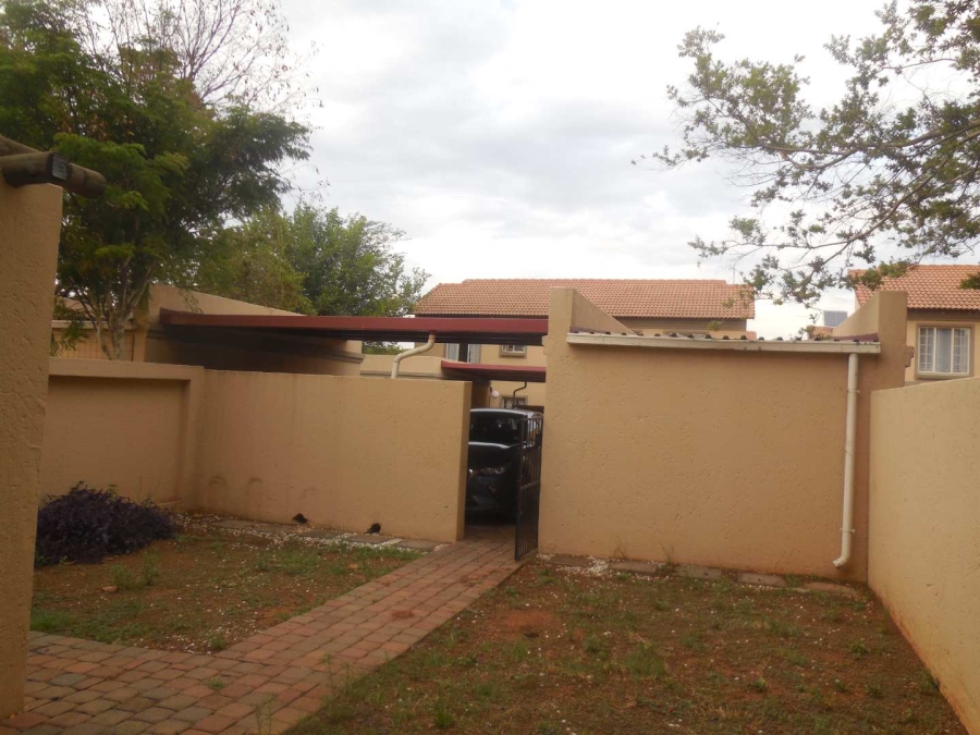 To Let 2 Bedroom Property for Rent in Willow Park Manor Gauteng