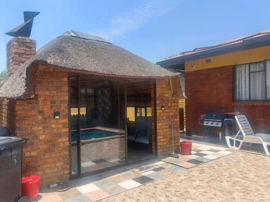 3 Bedroom Property for Sale in Selcourt Gauteng