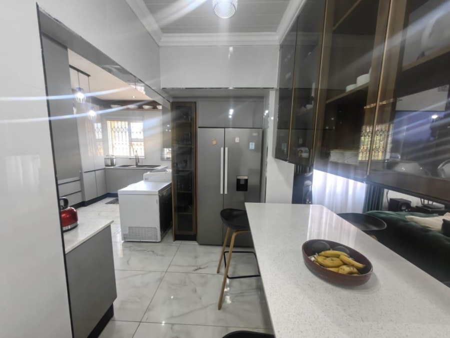 3 Bedroom Property for Sale in Selcourt Gauteng