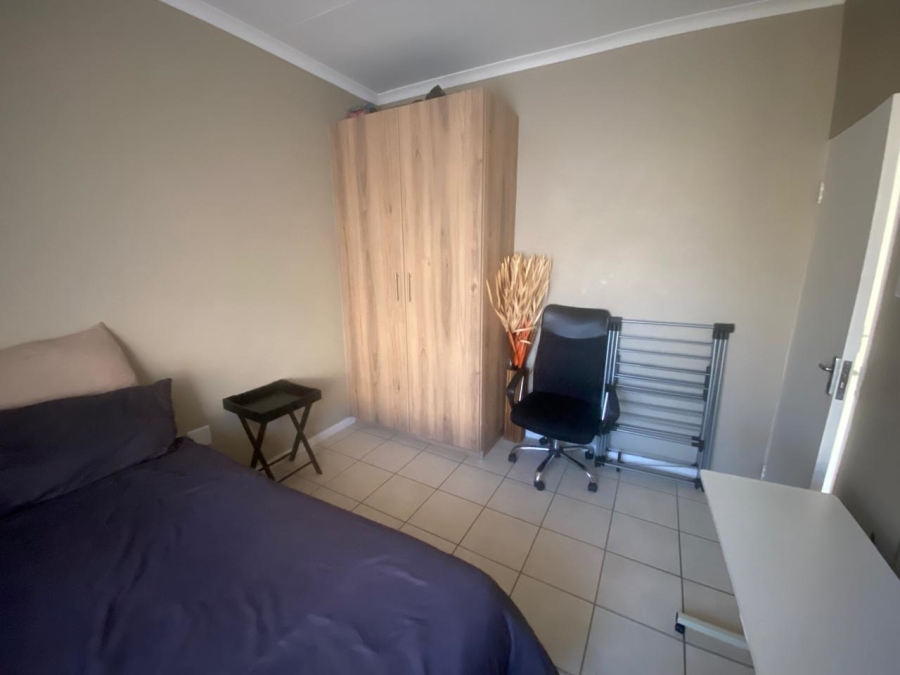 3 Bedroom Property for Sale in Sonneveld Gauteng