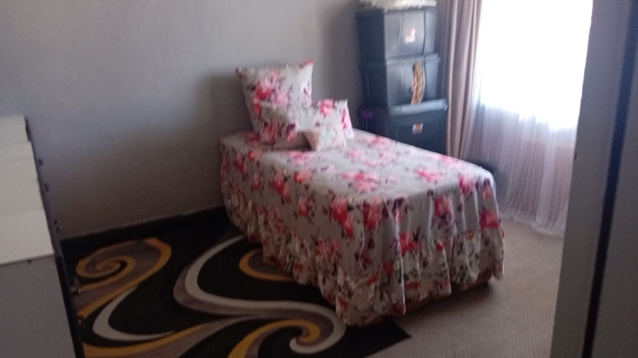 2 Bedroom Property for Sale in La Rochelle Gauteng