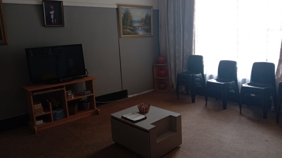 2 Bedroom Property for Sale in La Rochelle Gauteng