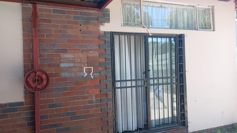 2 Bedroom Property for Sale in Glenesk Gauteng