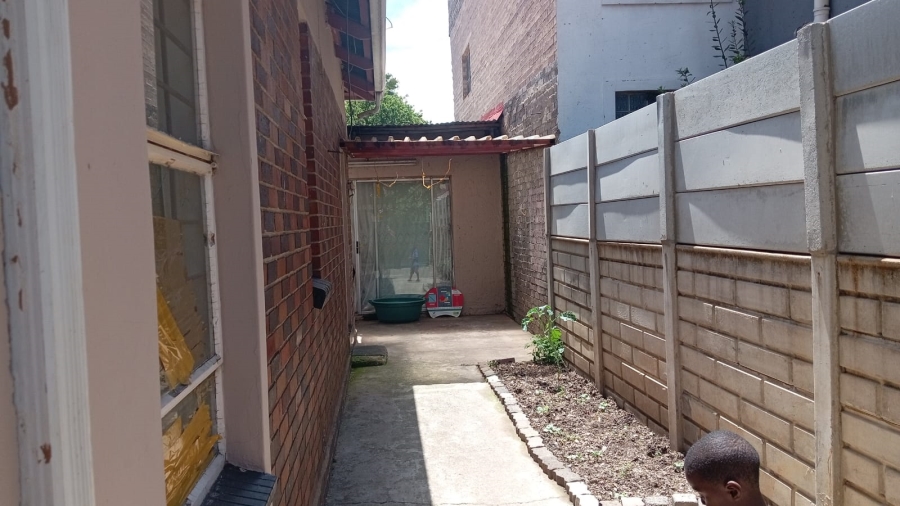 2 Bedroom Property for Sale in Glenesk Gauteng