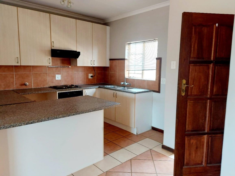 To Let 2 Bedroom Property for Rent in Boardwalk Gauteng