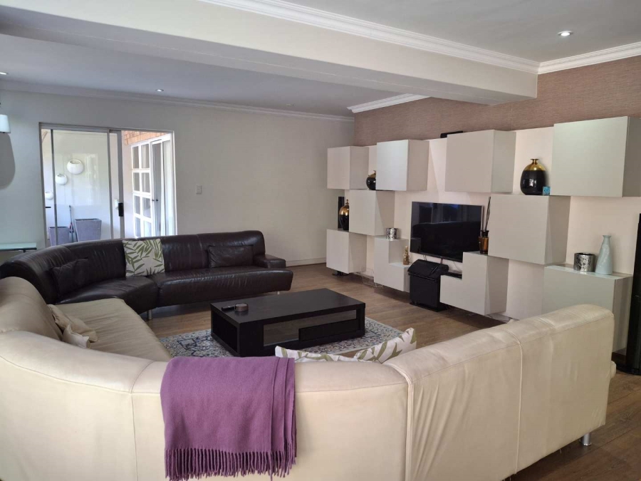 To Let 3 Bedroom Property for Rent in Morningside Gauteng