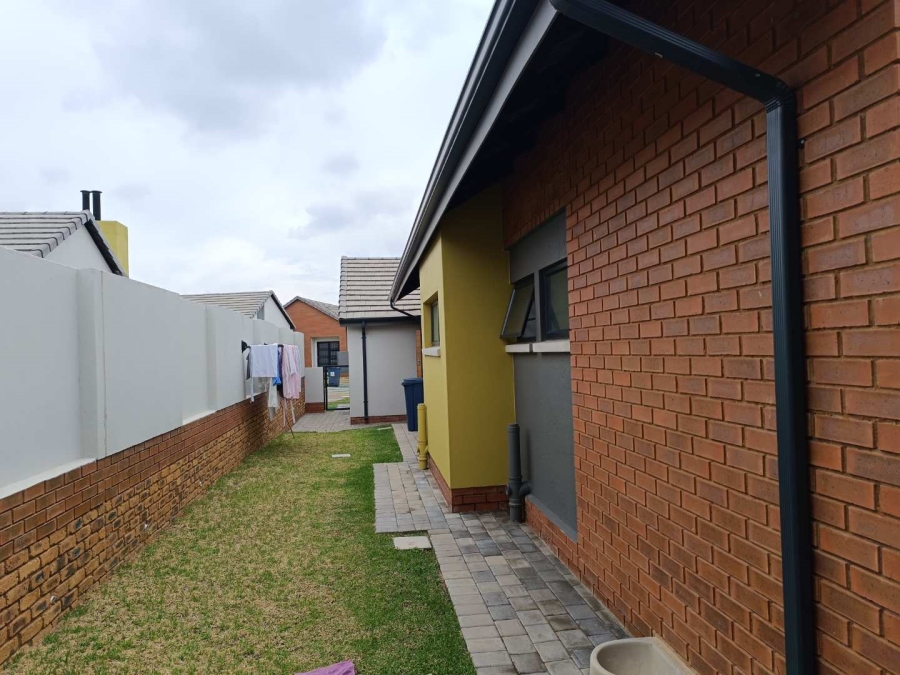 3 Bedroom Property for Sale in Amberfield Gauteng