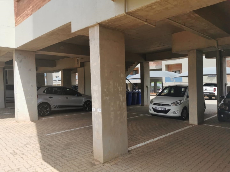 2 Bedroom Property for Sale in Die Hoewes Gauteng