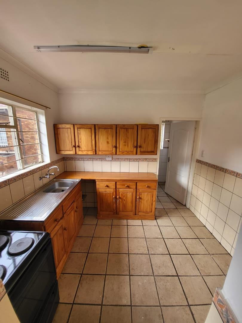 To Let 1 Bedroom Property for Rent in Glenvista Gauteng