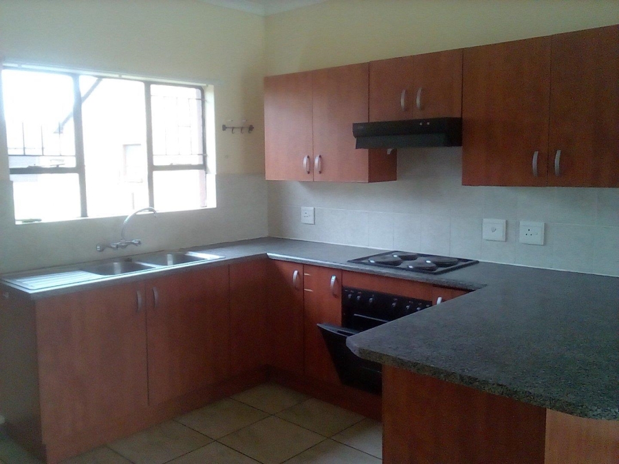 To Let 2 Bedroom Property for Rent in Riversdale Gauteng