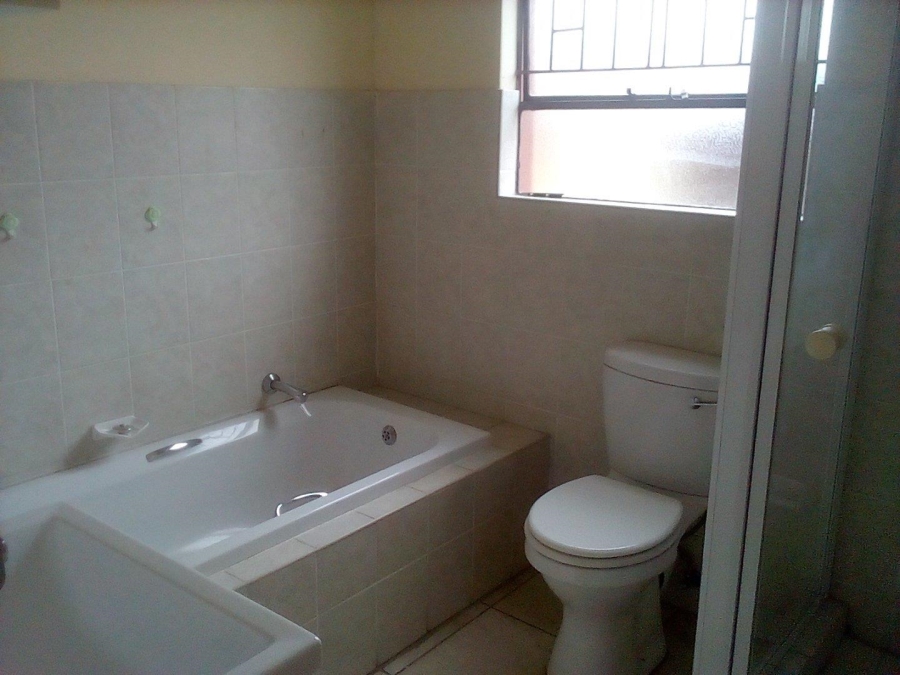 To Let 2 Bedroom Property for Rent in Riversdale Gauteng