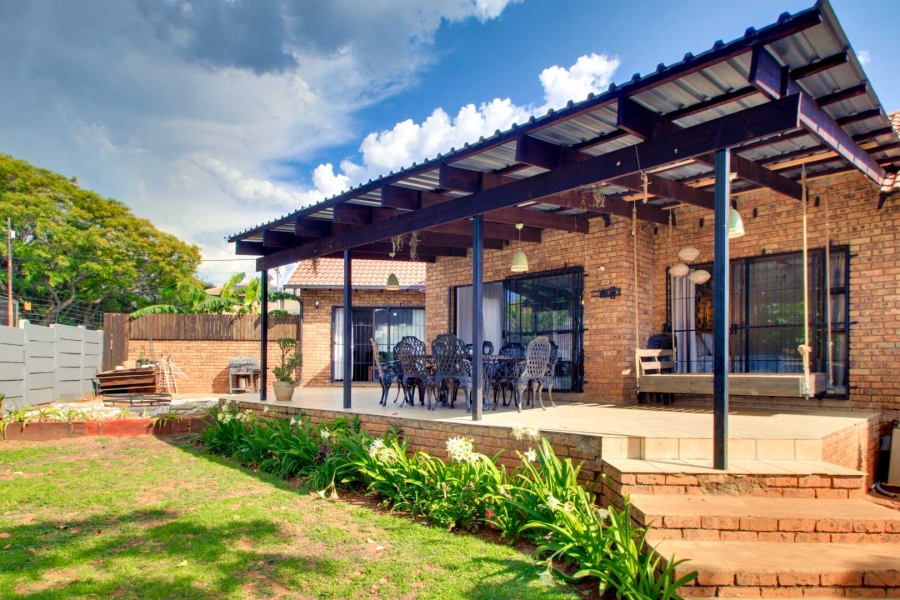 4 Bedroom Property for Sale in Fairland Gauteng