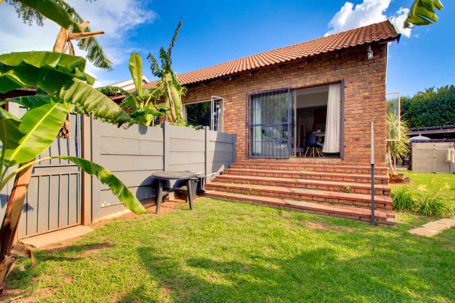 4 Bedroom Property for Sale in Fairland Gauteng