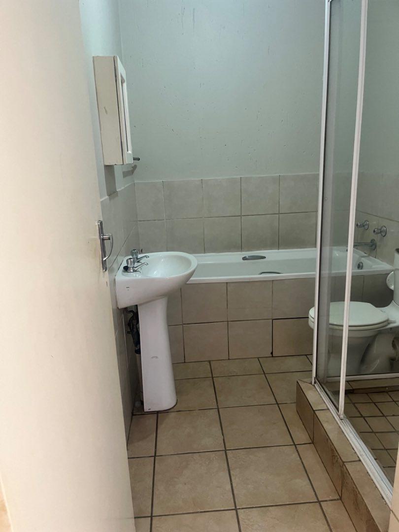 To Let 2 Bedroom Property for Rent in Comet Gauteng