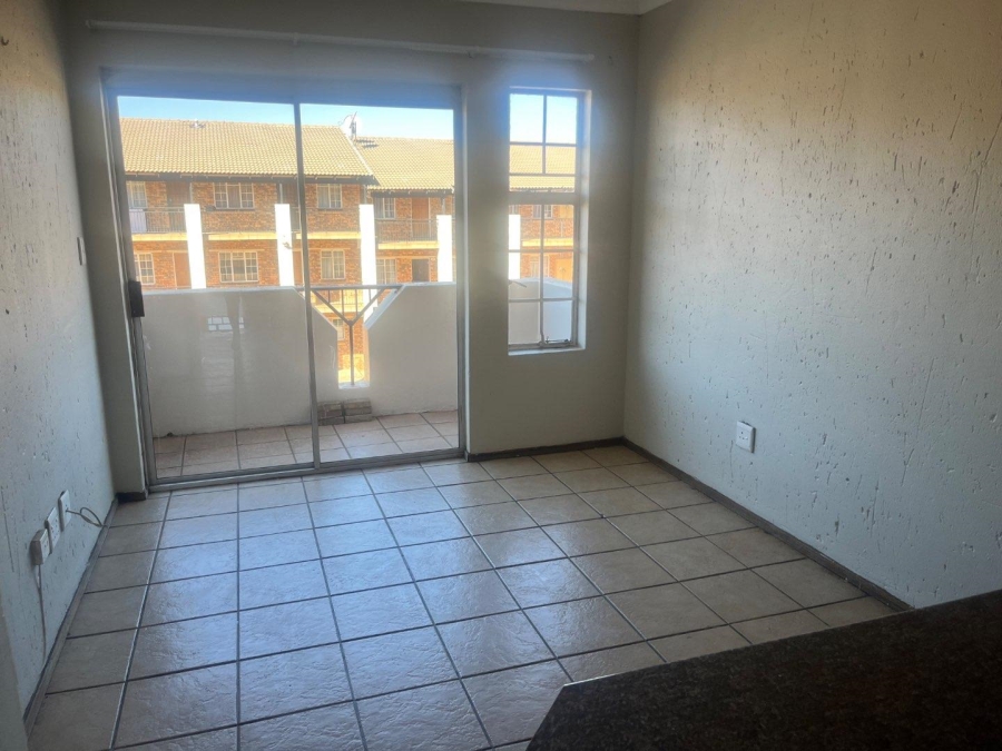 To Let 2 Bedroom Property for Rent in Comet Gauteng