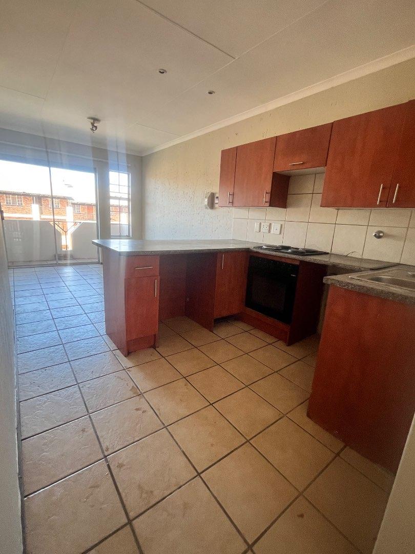 To Let 2 Bedroom Property for Rent in Comet Gauteng