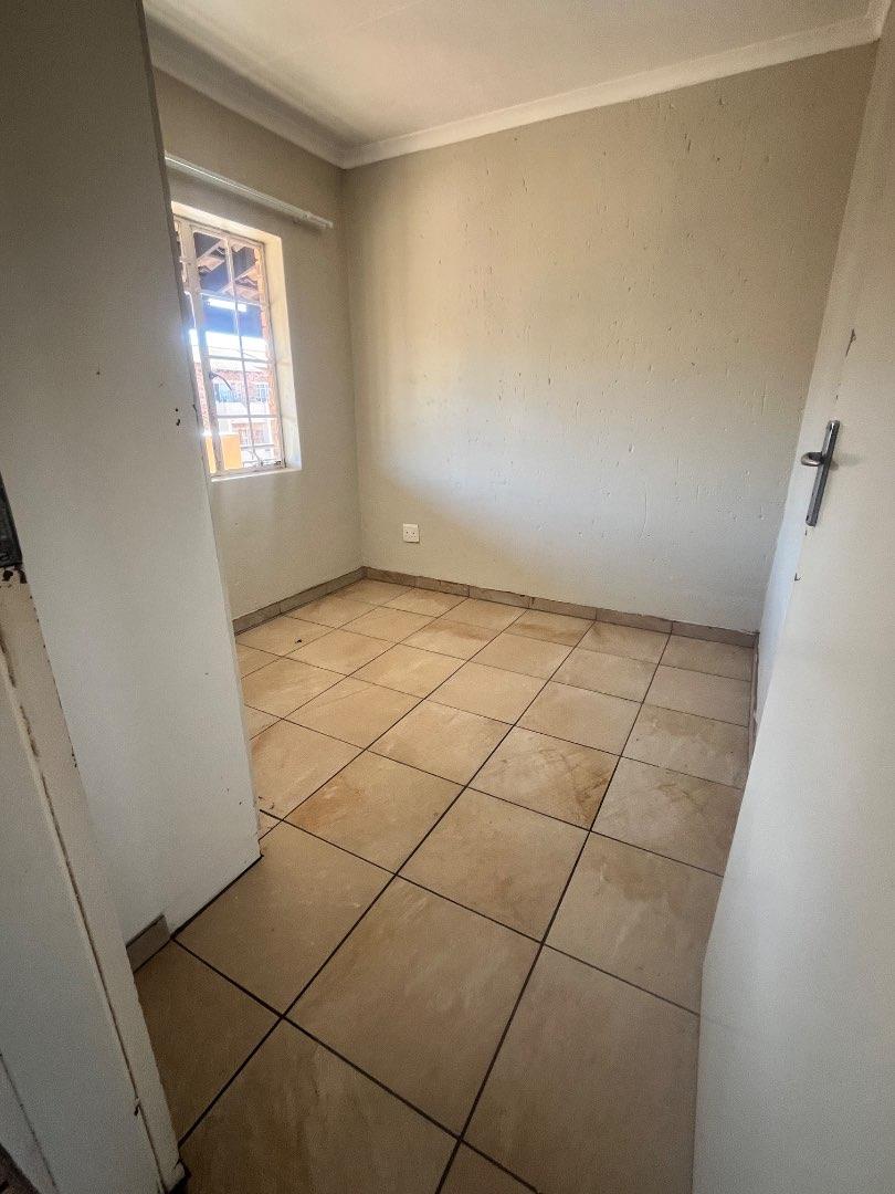 To Let 2 Bedroom Property for Rent in Comet Gauteng