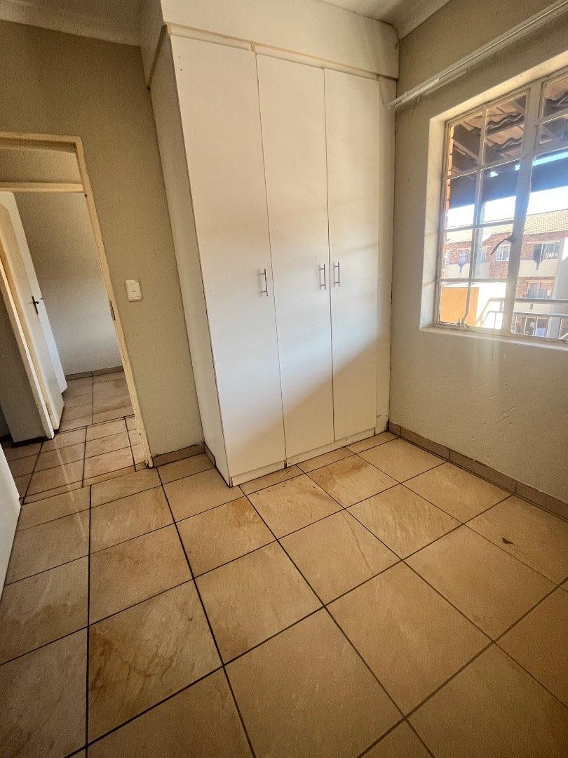 To Let 2 Bedroom Property for Rent in Comet Gauteng